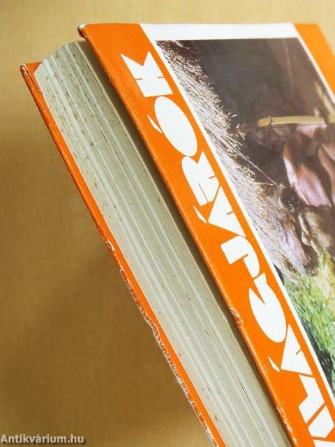 "135 kötet a Világjárók sorozatból (nem teljes sorozat)"