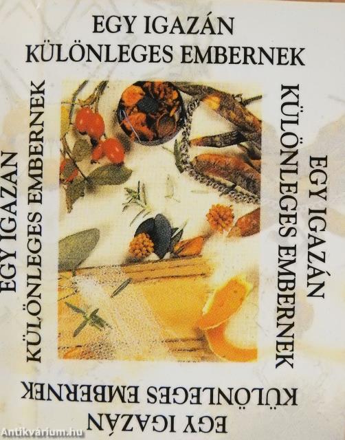 Egy igazán különleges embernek (minikönyv)