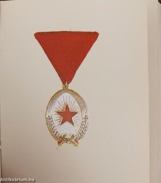 A Magyar Népköztársaság Elnöki Tanácsának kitüntetései (minikönyv) (számozott)