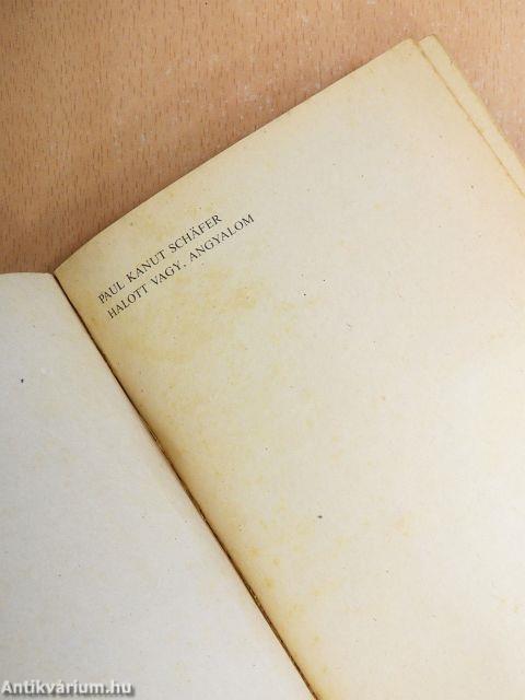 "100 kötet a Fekete könyvek sorozatból (nem teljes sorozat)"