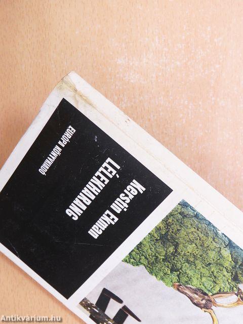 "100 kötet a Fekete könyvek sorozatból (nem teljes sorozat)"