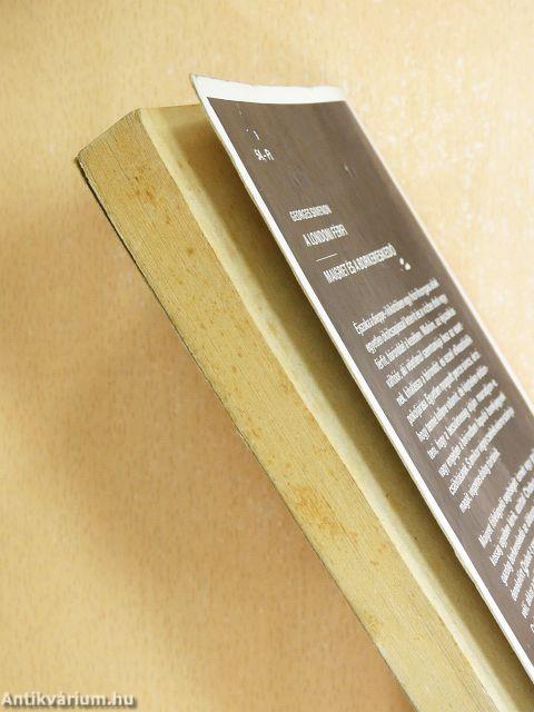 "100 kötet a Fekete könyvek sorozatból (nem teljes sorozat)"