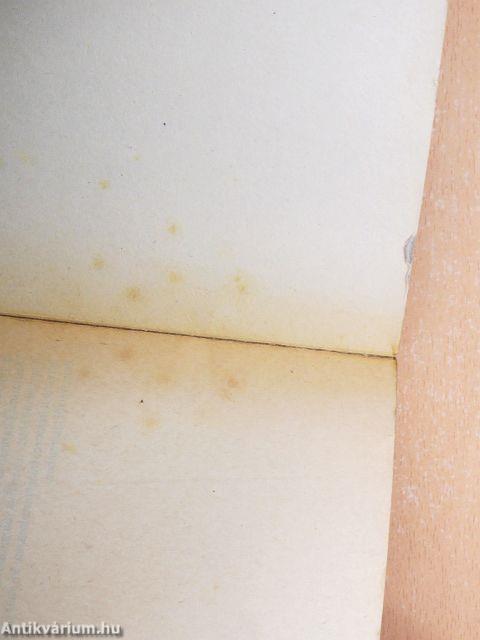 "100 kötet a Fekete könyvek sorozatból (nem teljes sorozat)"