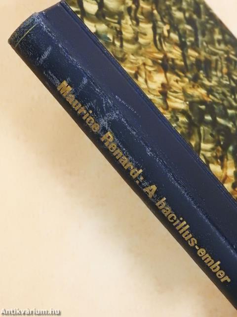 "10 kötet szépirodalmi mű egységes könyvkötőit félbőr kötésben a Pantheon Irodalmi Intézet kiadásában"