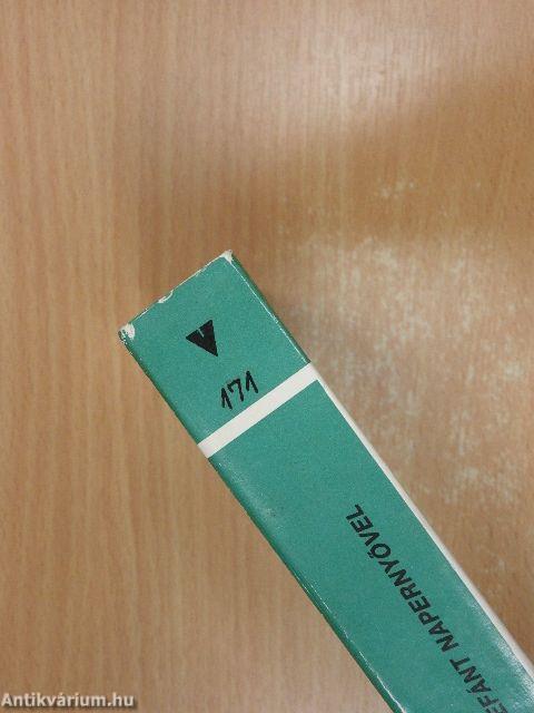 Háromfejű elefánt napernyővel