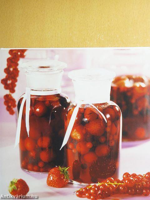 Likőrök és alkoholban eltett gyümölcsök