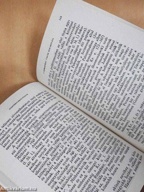 Egyetemes művelődéstörténet