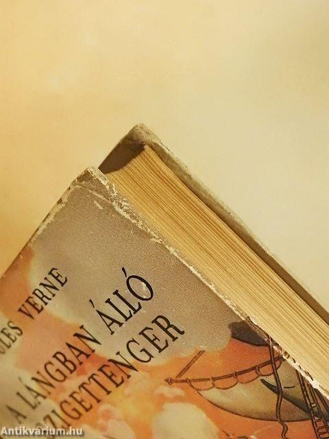 A lángban álló szigettenger