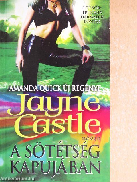 A sötétség kapujában