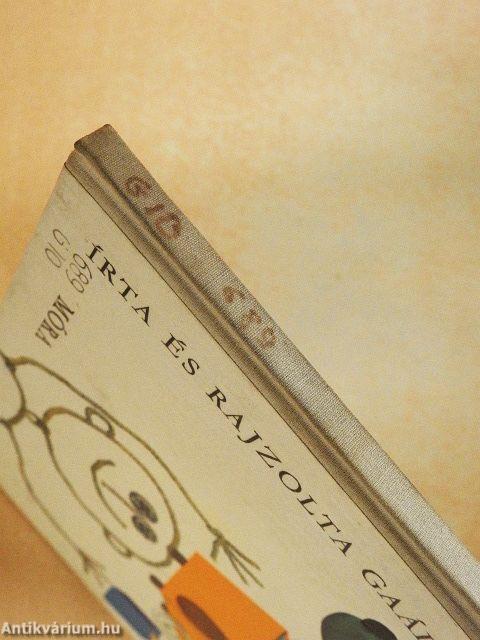 Zoknidakszli és sokan mások