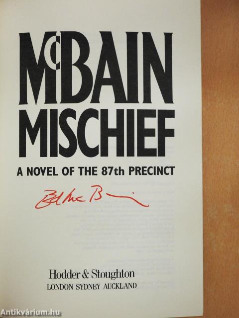 Mischief (aláírt példány)