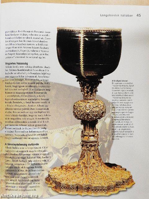 A kereszt és a félhold árnyékában