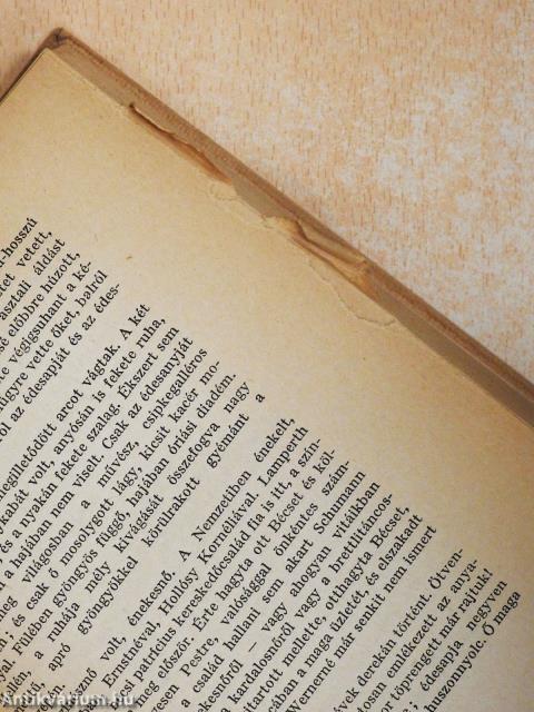 A nábob halála (dedikált példány)