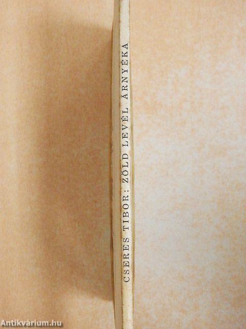 Zöld levél árnyéka