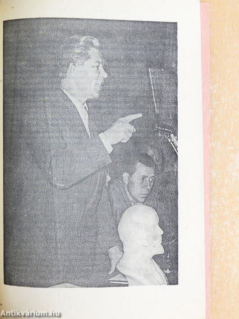 A tanúk még élnek