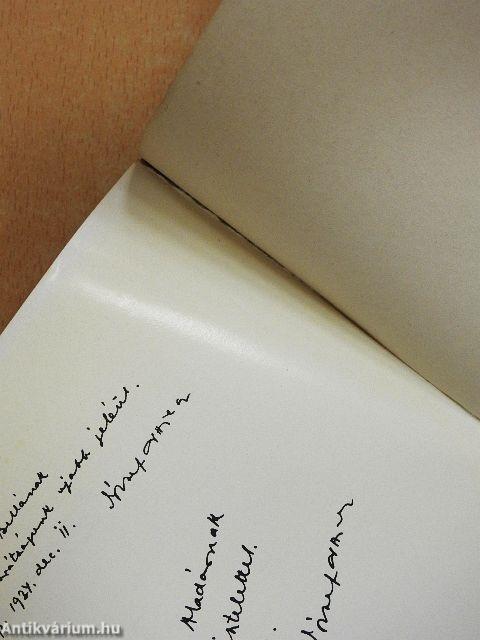 József Attila kéziratai és levelezése