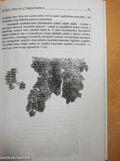 Jézus és a holt-tengeri tekercsek