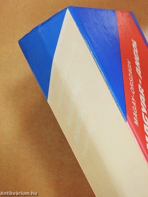 Magyar-angol kéziszótár