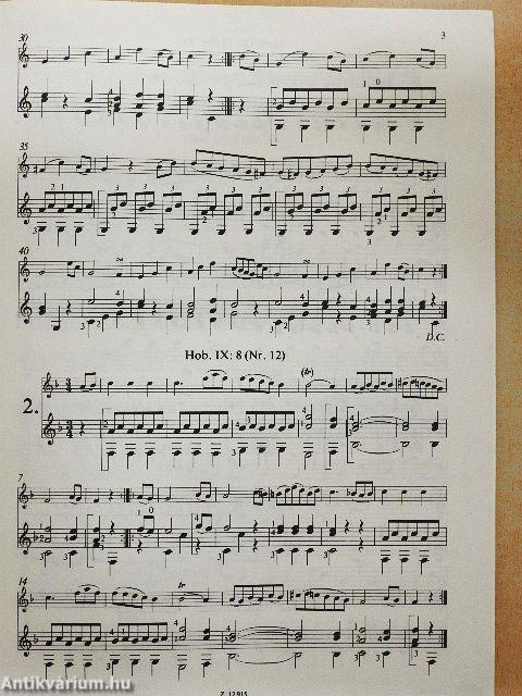 Tizenkét menüett furulyára (vagy más dallamhangszerre) és gitárra