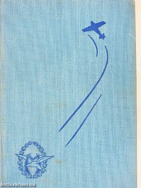 Egyedül a felhők felett