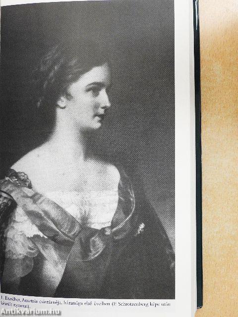 »...fáradtan teszem le esténként koronám...«