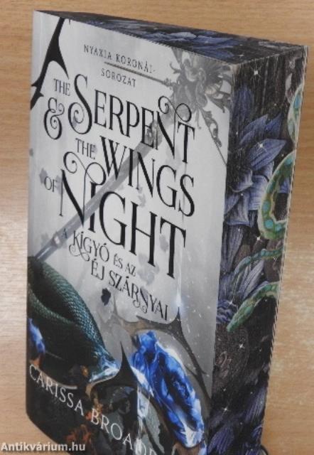 A kígyó és az éj szárnyai