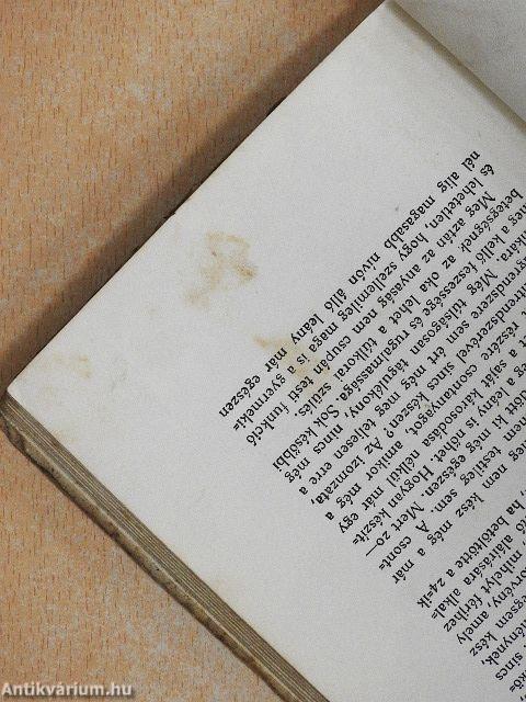 Amit a serdülő leánynak tudnia kell