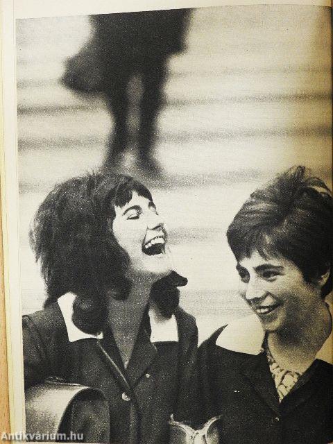 Lányok Évkönyve 1967