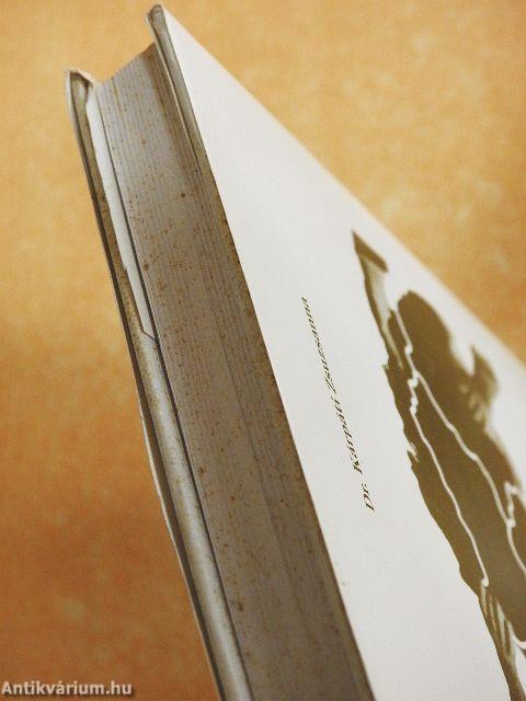 Beszélgetés az új világrendről, a megújhodásról.