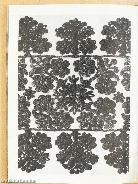 Magyar népi vászonhímzések