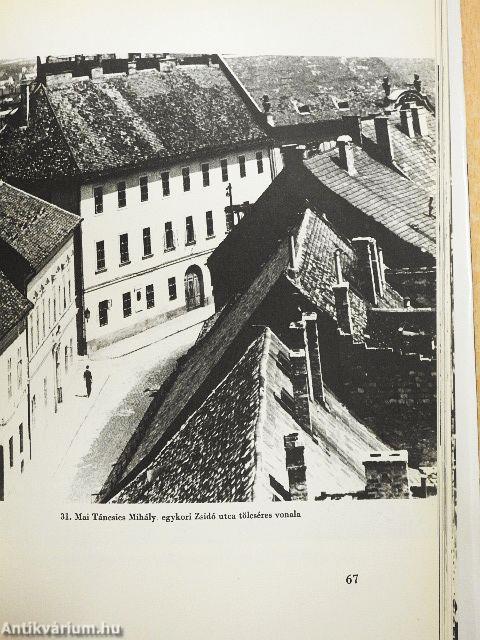 Budavári kapuk, falak