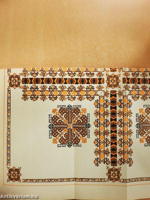 Tiszavidéki keresztszemes hímzésminták