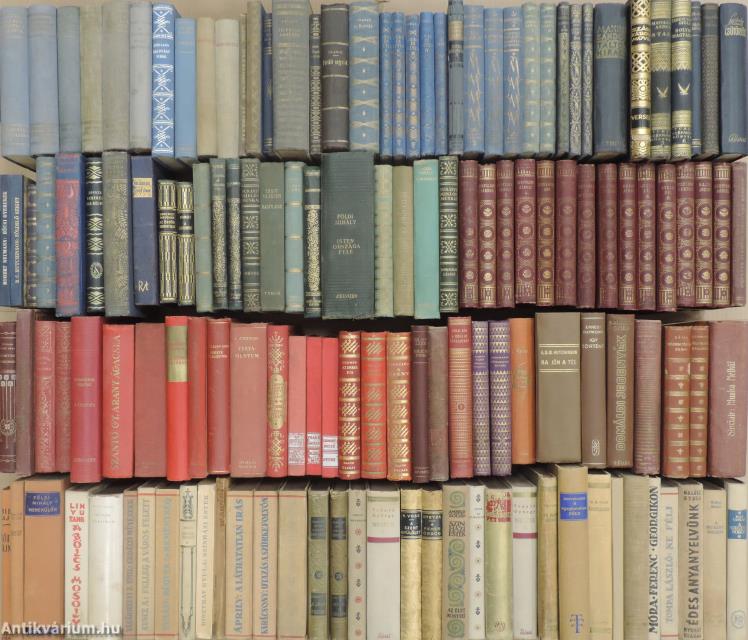 "140 kötet háború előtti szépirodalmi mű"