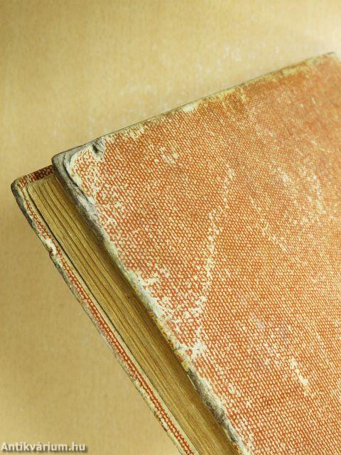 "140 kötet háború előtti szépirodalmi mű"