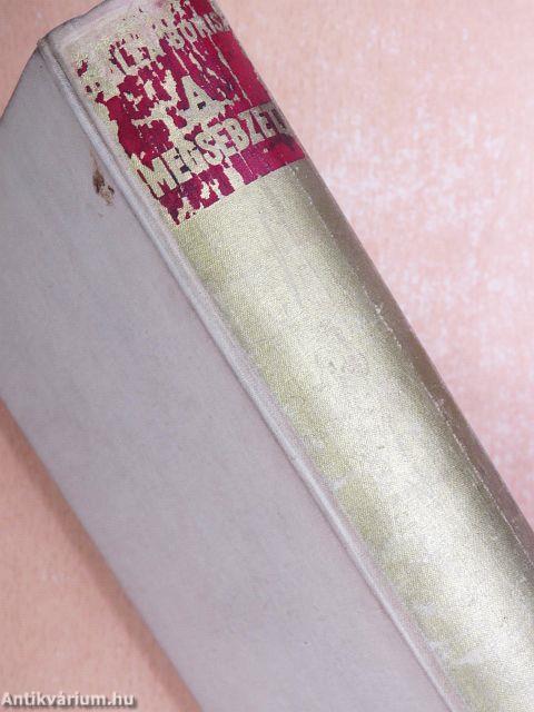 "140 kötet háború előtti szépirodalmi mű"