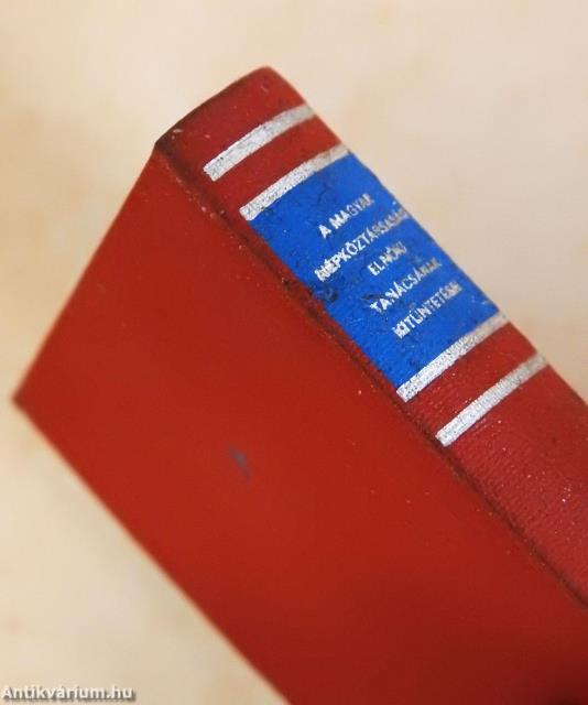 A Magyar Népköztársaság Elnöki Tanácsának kitüntetései (minikönyv)