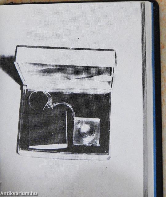 Tanácsok miniatűrkönyv gyűjtőknek (minikönyv) (aláírt példány)