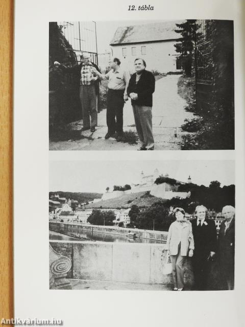 Jánosy István (kétszeresen dedikált példány)