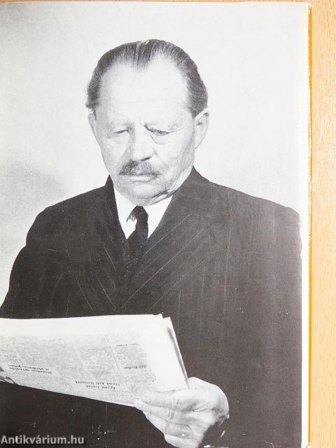 Feleljetek nekem!