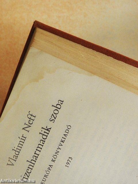 A tizenharmadik szoba