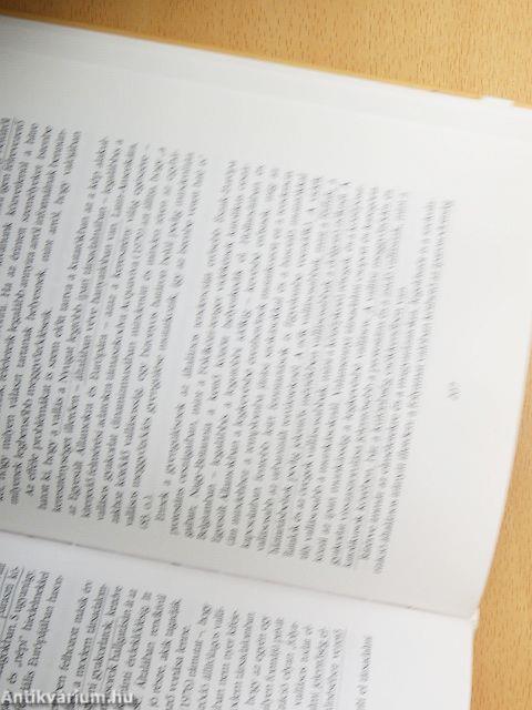 Vallás, ember, társadalom