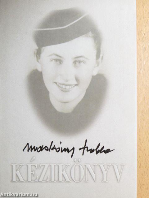 Kézikönyv