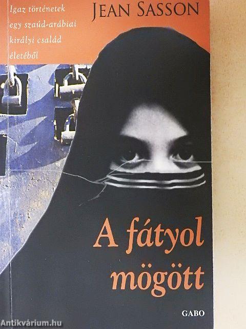A fátyol mögött