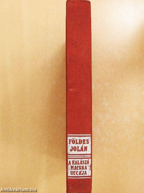 A halászó macska uccája