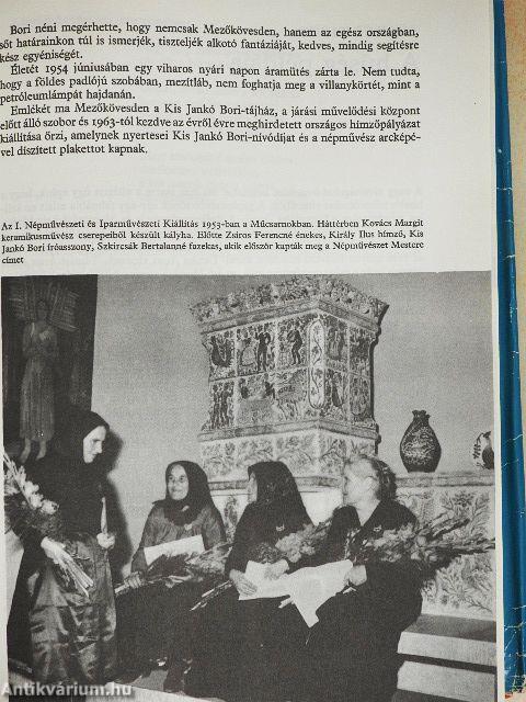 Lányok Évkönyve 1976