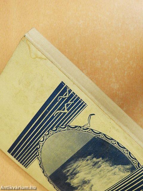 Húsz év a tengeren