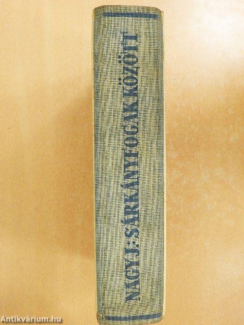 Sárkányfogak között