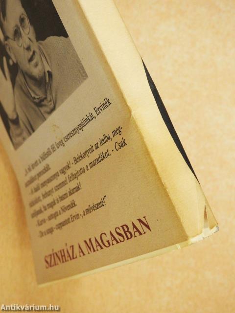 Színház a magasban (dedikált példány)