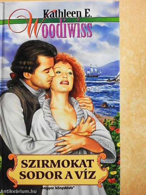 Szirmokat sodor a víz