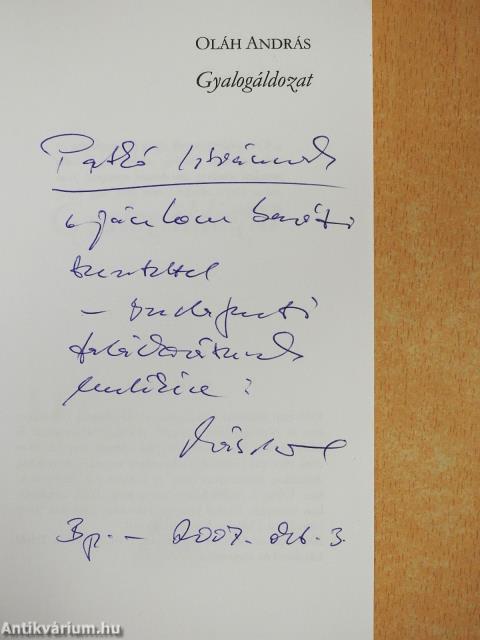 Gyalogáldozat (dedikált példány)